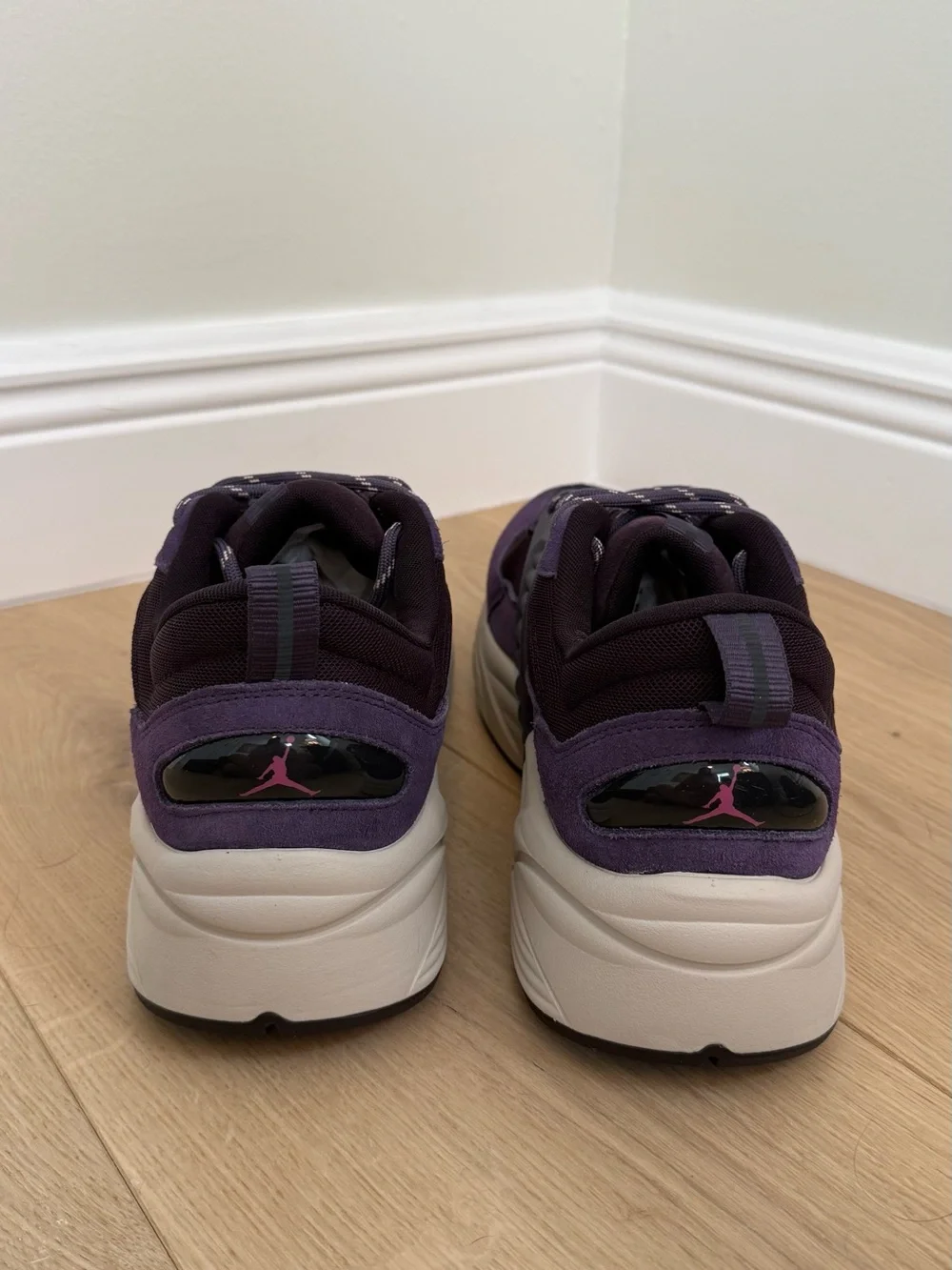 Jordan Trunner O/S